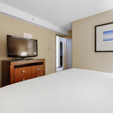 Sandman Hotel & Suites London Downtown Bagian luar foto