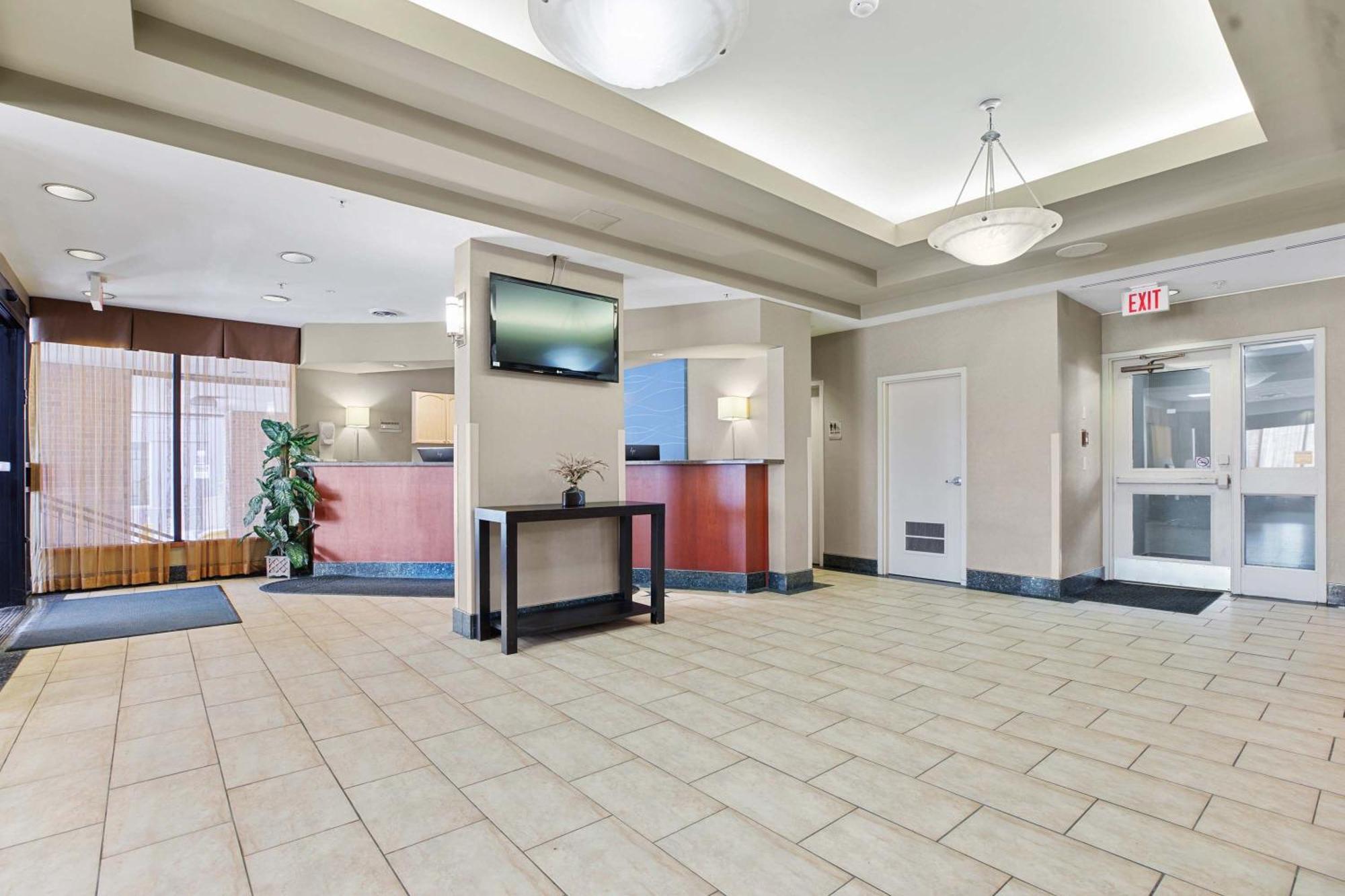 Sandman Hotel & Suites London Downtown Bagian luar foto