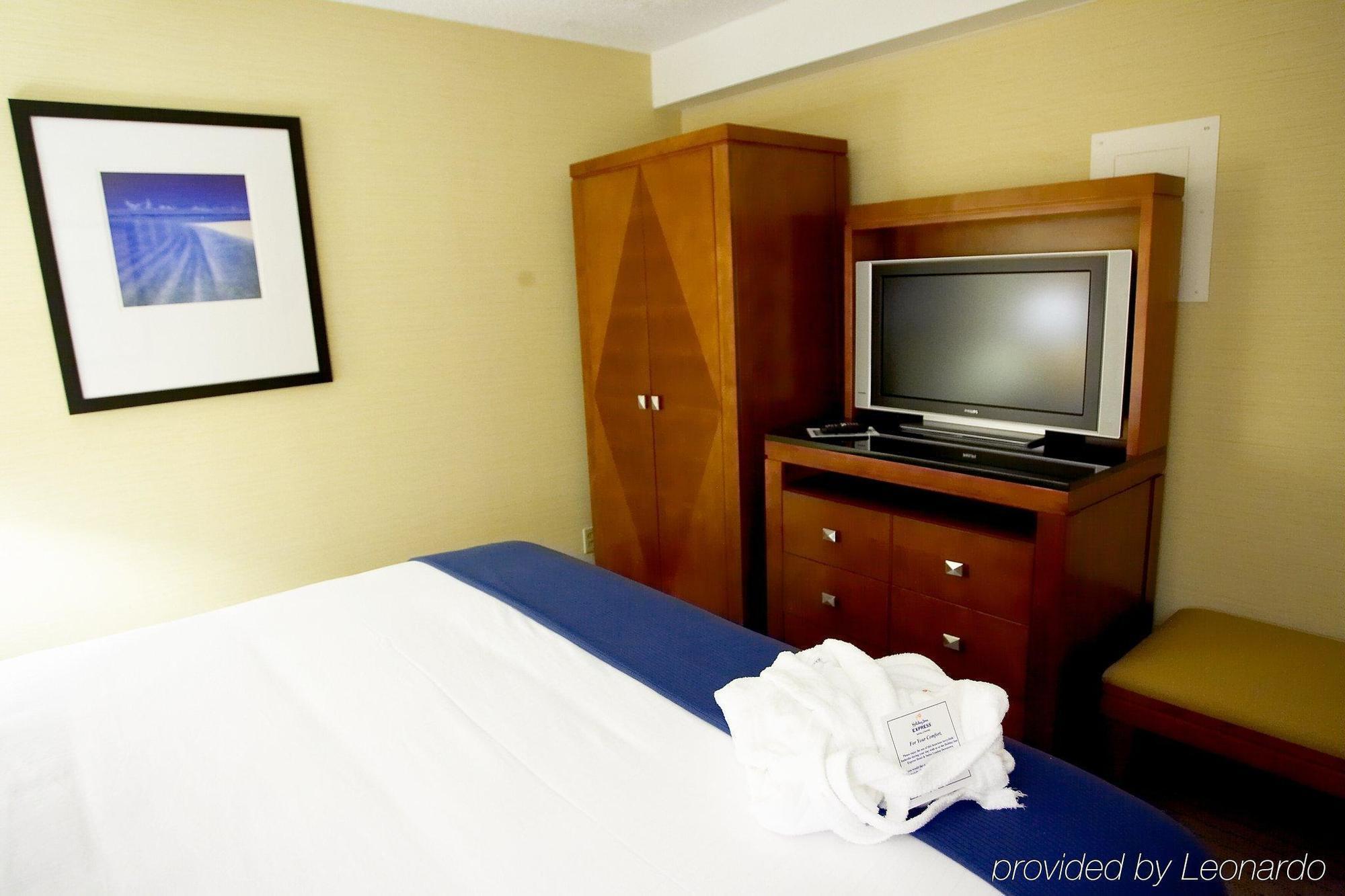 Sandman Hotel & Suites London Downtown Bagian luar foto