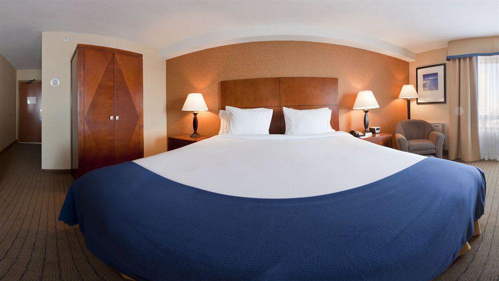 Sandman Hotel & Suites London Downtown Bagian luar foto